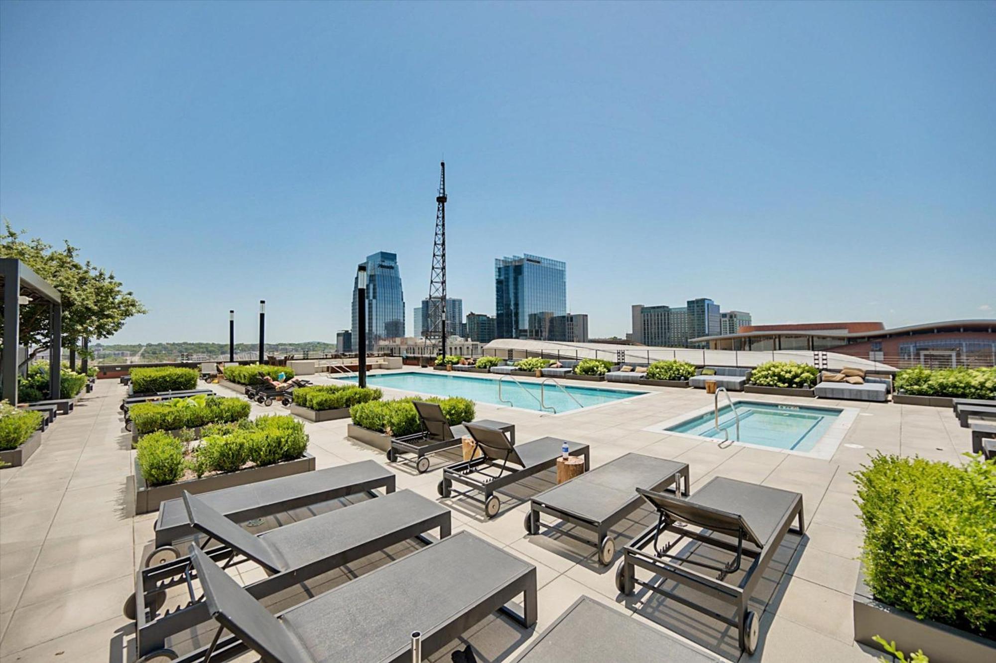 Global Luxury Suites Nashville Downtown Экстерьер фото